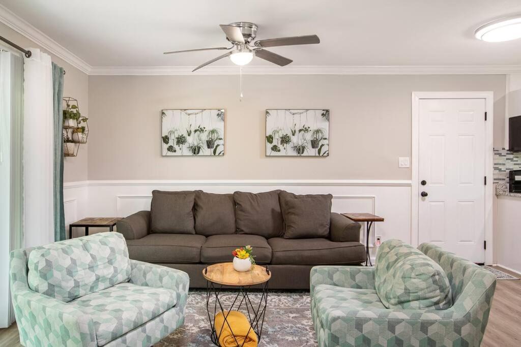 Cute Near The Airport-3b Apartment *
